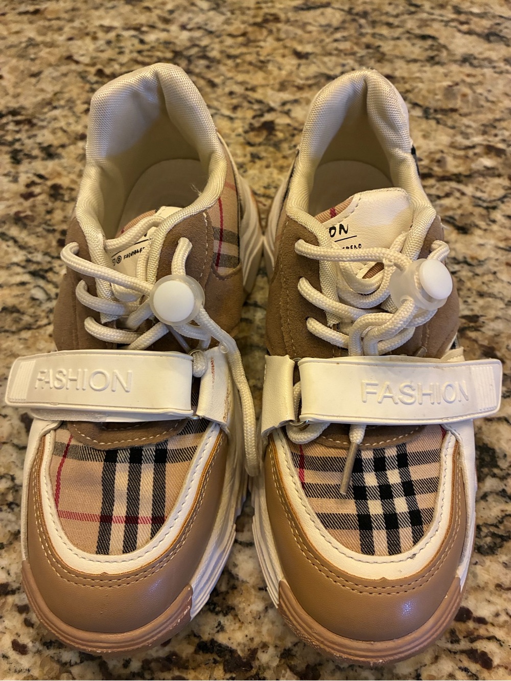 Source Unknown Beige Plaid Kids Sneakers with White Straps